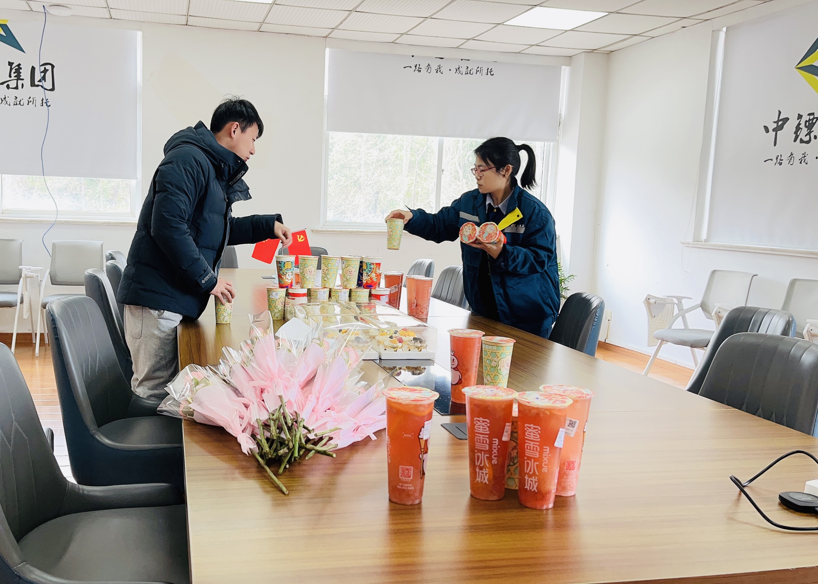 美好時光，寵愛綻放|中鏢集團三八婦女節(jié)活動